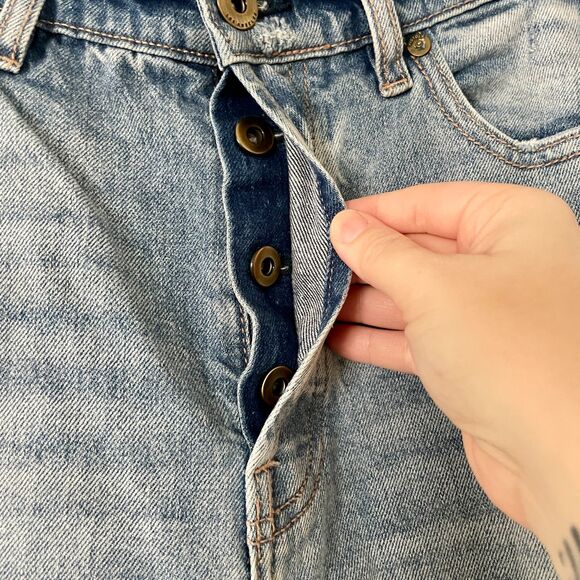 Pistola Pick Me Up Ankle Length Raw Hem Two Tone Distressed Jeans Size 31 - Picture 5 of 7